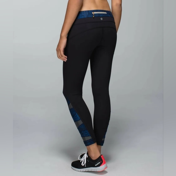 lululemon athletica Pants - LULULEMON Pace Tight 2 Sashiko Quilt Black Reflective Run Train size 6 womens